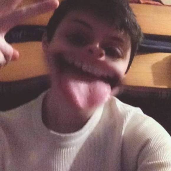 Meet your Posher, Link - Picture 1 of 1